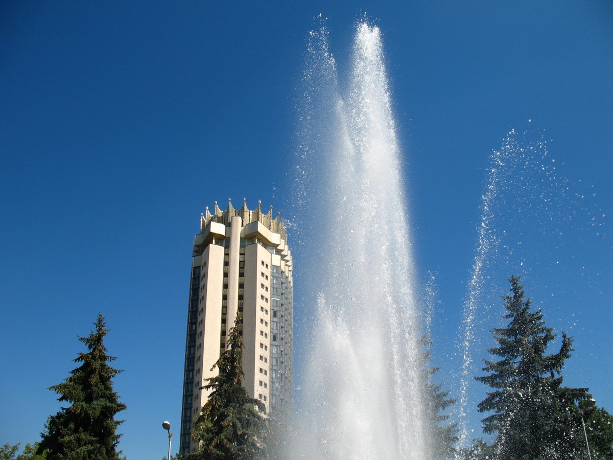 Fountain near Kazakhstan Hotel in Almaty