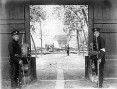 Revolutionary soldiers occupying the Shanghai Daodai's yamen during the 1911 Xinhai Revolution