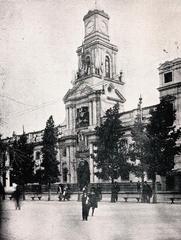 Historic Intendencia de Santiago building in 1902