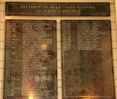 Memorial plaque of the Presidents of the Supreme Court of Justice of Chile at the Palace of Justice in Santiago