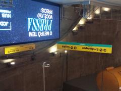 Mezzanine level of Pinheiros Station on Line 4