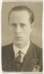 Black and white portrait photo of Carel Willink around 1930