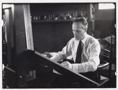 Portrait photograph of A. Carel Willink by J. Merkelbach