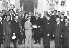 Homenaxe a Castelao monument in Lugo from 1932