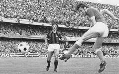 Paolo Sirena scoring first goal for Hellas Verona against AC Milan in 1973 Serie A match
