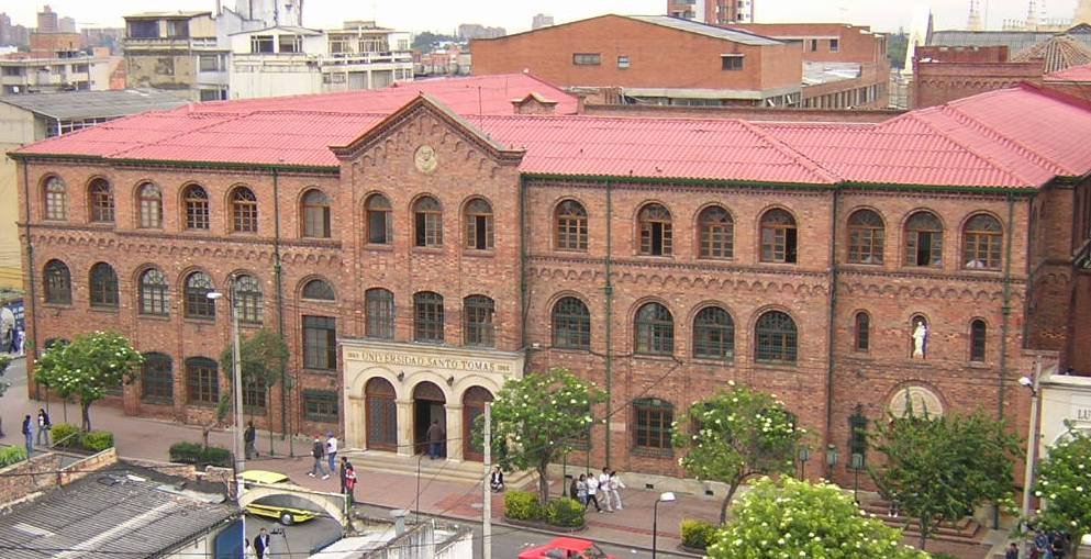 Universidad Santo Tomás Bogotá campus building with architectural details in downtown Bogotá, Colombia