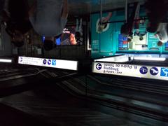 Platform signage at Santa Cruz Station on Line 1-Blue of São Paulo Metro