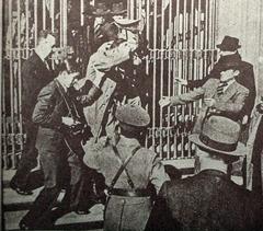 Detained protesters being taken to Caja de Seguro Obligatorio building in 1938 Chile