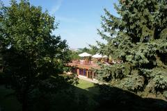 Mrongovia Mercure hotel in Mrągowo with modern architecture and greenery
