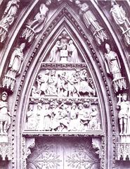 left portal arch of Strasbourg Cathedral façade