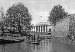 Sher Garhi Palace viewed from the Jhelum River in Srinagar