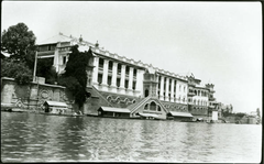 Sher Garhi Palace viewed from Jhelum River in Srinagar