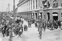 Crowd scrambling for tickets outside Shibe Park during 1914 World Series Game 1