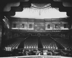 |
  Grauman'S Egyptian Theatre