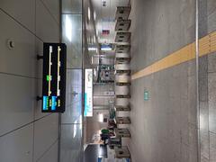 Seokchon Station transfer passage