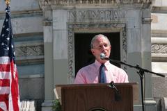 Mayor Michael R. Bloomberg speaking at Soldier's and Sailor's Memorial Day in New York 2010