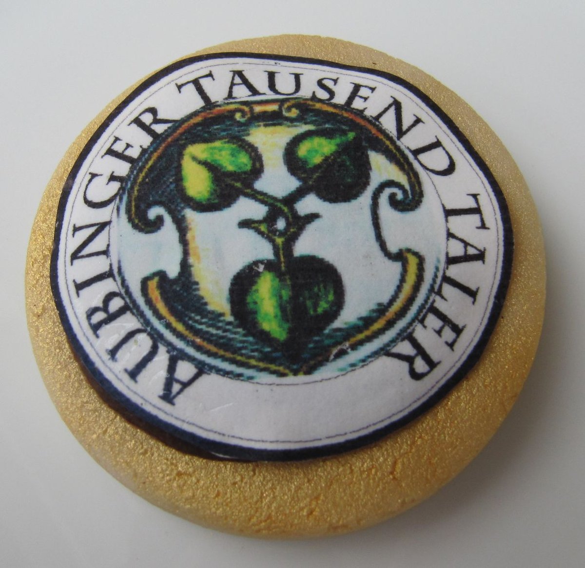 Marzipan with the coat of arms of Aubing from a local Munich-Aubing bakery