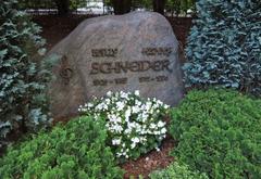 Grave of Willy Schneider at the Cologne Junkersdorf Cemetery