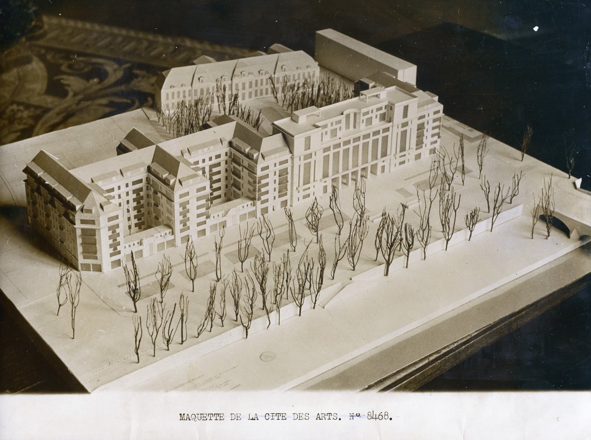 Vintage black and white photo of Correio da Manhã newspaper office