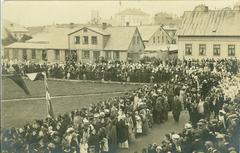 Procession celebrating women's suffrage at Austurvöllur square in Reykjavík, July 7th 1915