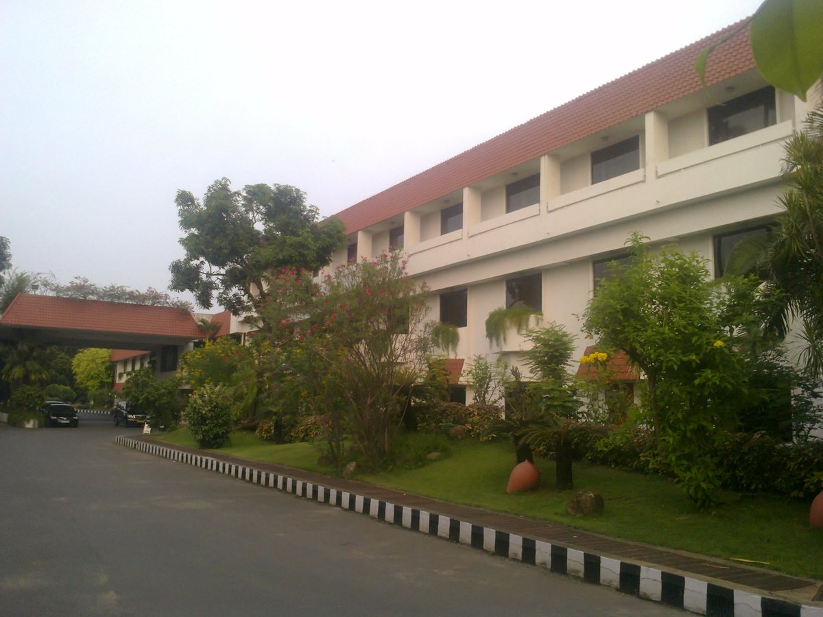 Trident Hotel Chennai building exterior with clear sky