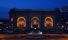 Union Station lit up in bright red colors for Kansas City Chiefs 2022 playoffs celebration