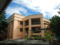 Universidad De Manila
