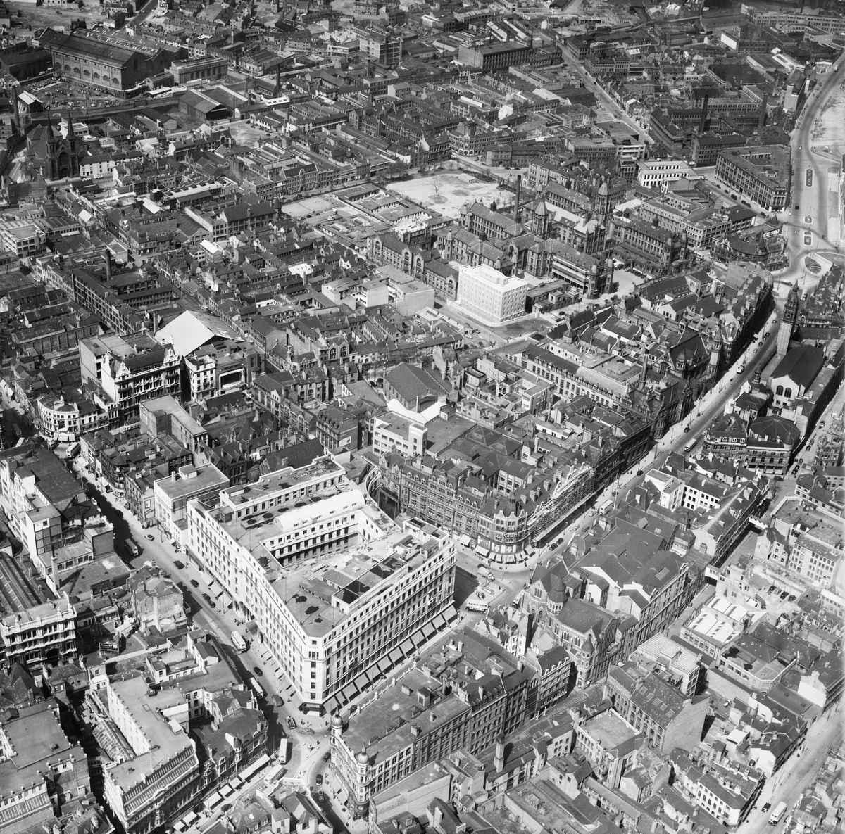 Aerial view of Corporation Street and Steelhouse Lane with surrounding buildings in Birmingham, England in 1950