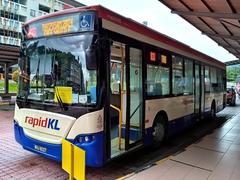 Bas Rapid KL laluan BC03 berhenti di Hentian SL311 LRT Gombak sempena Hari Thaipusam 2024