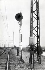 Automated railway signal light of the Dutch NS at Laan van N.O. Indië in The Hague