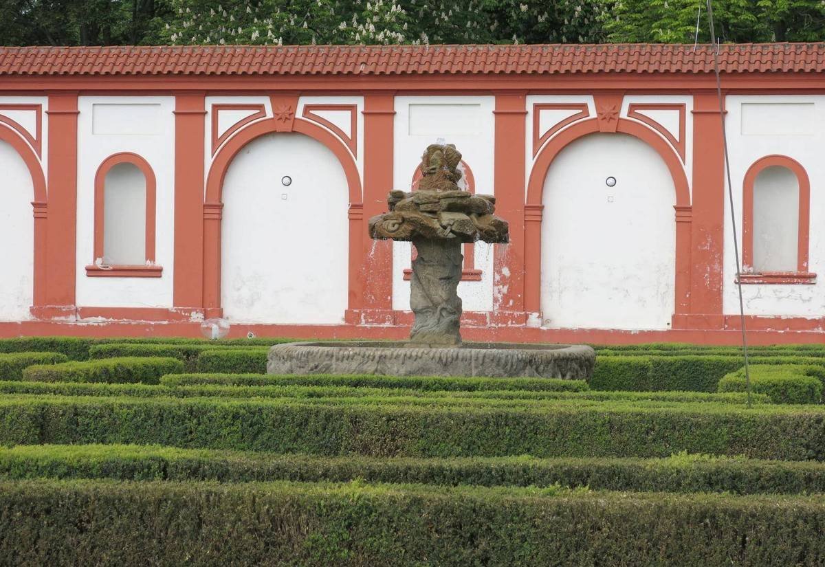 Fountain on the terrace of Troja Chateau in Prague