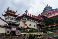Kek Lok Si temple in Penang surrounded by lush greenery