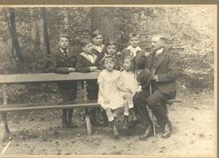 Gabriel van Dievoet with his children and cousins at Bois de la Cambre Brussels 1919