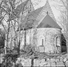 Exterior view of Gamla Uppsala Church facing southeast