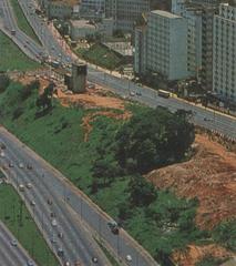 Empty lot with ventilation tower and access entrances to Vergueiro Metro Station in São Paulo in 1978