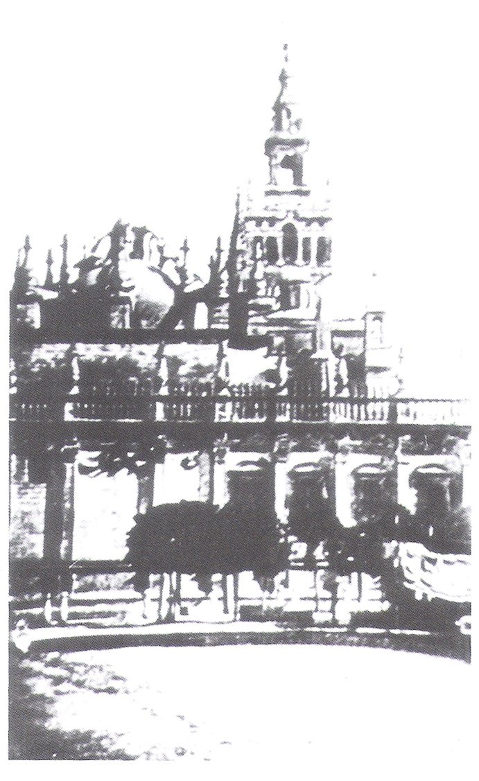 First photograph of the Catedral de Sevilla showing the Arabic tower, daguerreotype