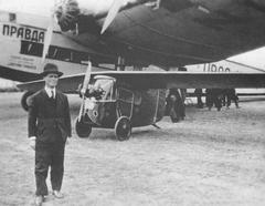 Stabiloplan IV aircraft with inventor Filip Mihail at Băneasa airfield and Tupolev ANT-14 Pravda airplane in background