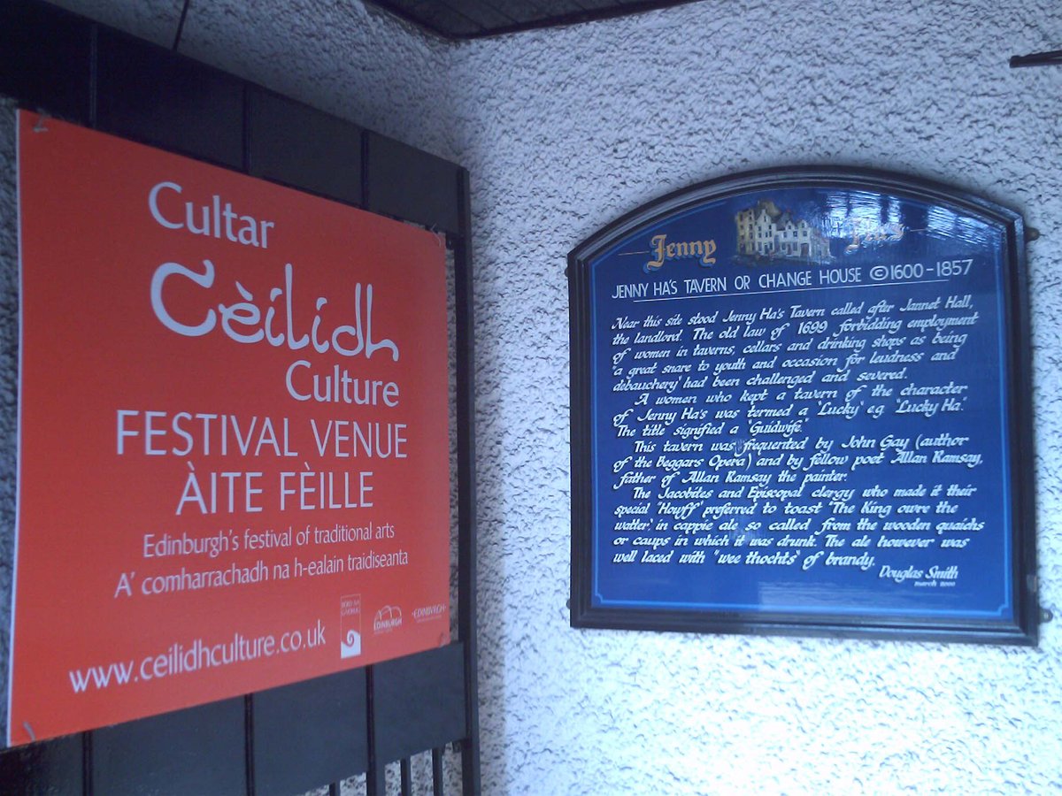 Traditional Scottish ceilidh in Edinburgh with Gaelic culture expression