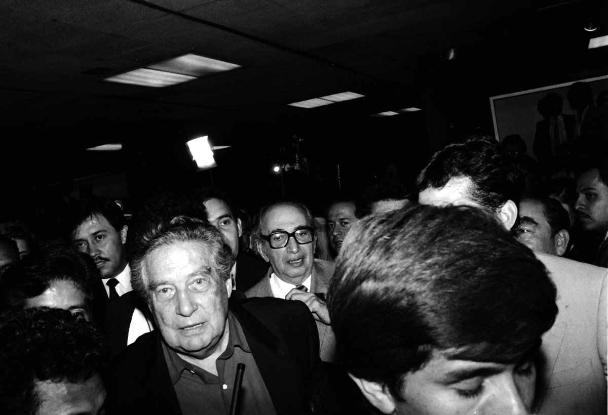 Photograph of the arrival of Nobel Literature Prize winner Octavio Paz at Airport in Mexico City on October 19, 1990