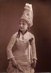Portrait of Juliette Simon-Girard, actress at Théâtre des Folies-Dramatiques
