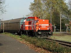 HGK DE86 locomotive on Bremerhavener Straße in Köln-Niehl