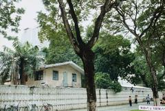 Warehouse in Ho Chi Minh City in 1995