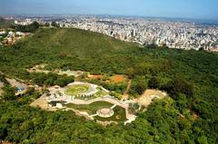 Scenic view of Parque das Mangabeiras with lush greenery and clear blue sky