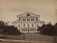 Old photograph of the facade of Nya teatern (Swedish Theatre) in Helsinki from 1866
