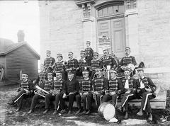 Historic photo of Wolfe Island Band on town hall steps in 1894