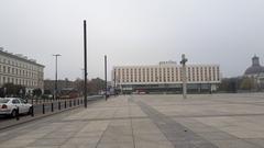 Pilsudski Square in Warsaw with trees and clear sky in October 2019