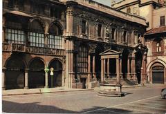 Piazza Mercanti