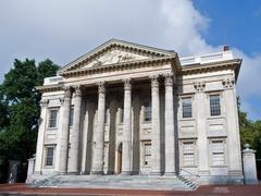 Exterior view of the First Bank of the United States historic building