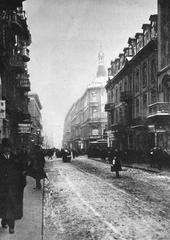 Chmielna Street near Zielna Street with a view towards Marszałkowska Street before 1939