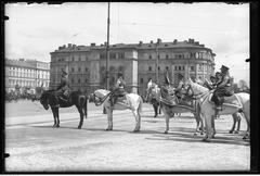 Military orchestra of the 1st Regiment of Lancers performing on Królewska Street near Marshal Józef Piłsudski Square